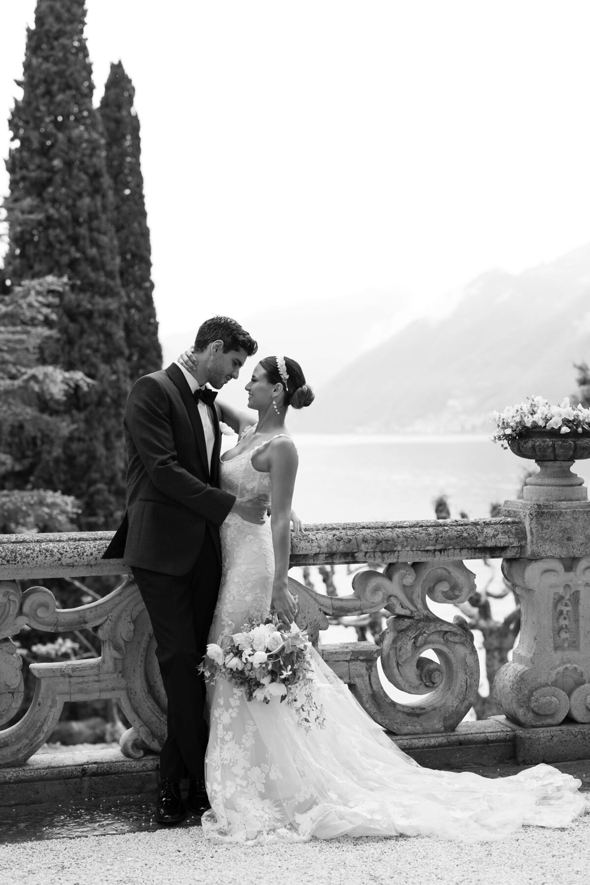 Villa-del-Balbianello-wedding-venue-lake-como-italy-52