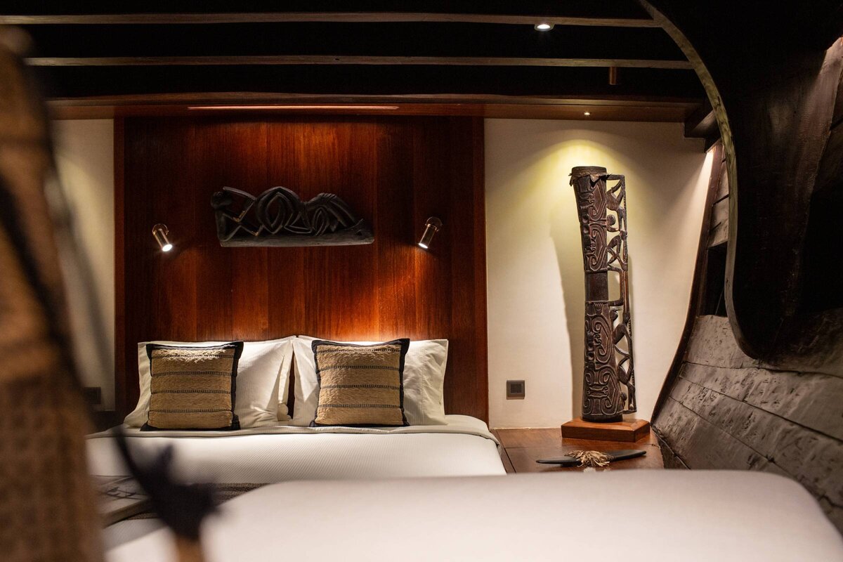 Luxury Yacht Charter   Silolona Sojourns - Asmat Room - 05- IMG_7428