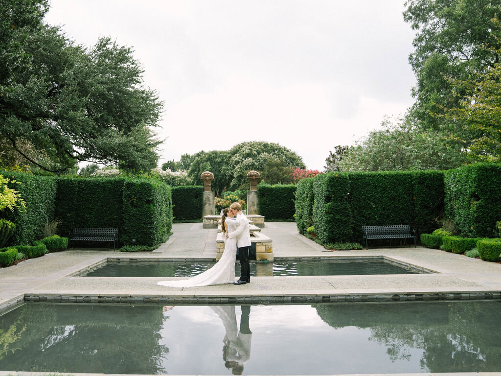 Ellen-Ashton-photography-Dallas-Wedding-Photographer-Dallas-Arboretum-Wedding21