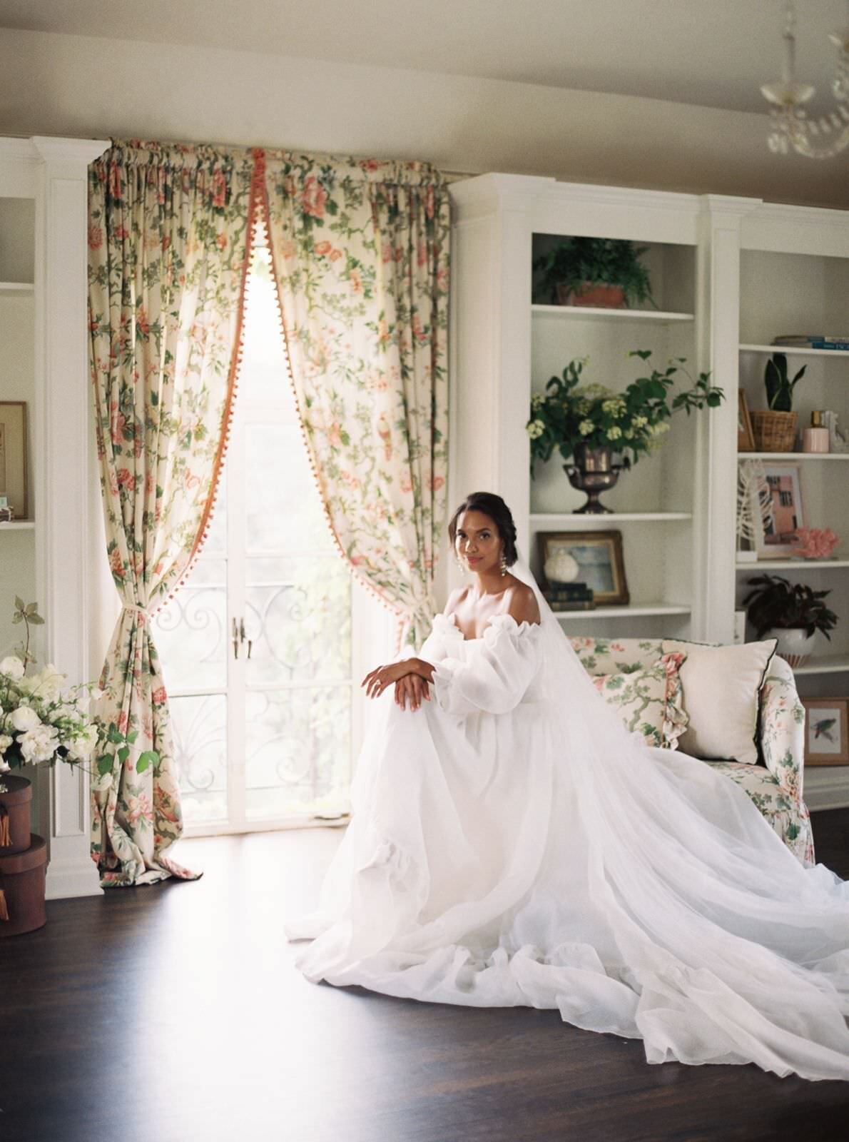 bride-getting-ready-greencrest-manor-wedding-Chicago-film-wedding-photographer-sarah-sunstrom-photography