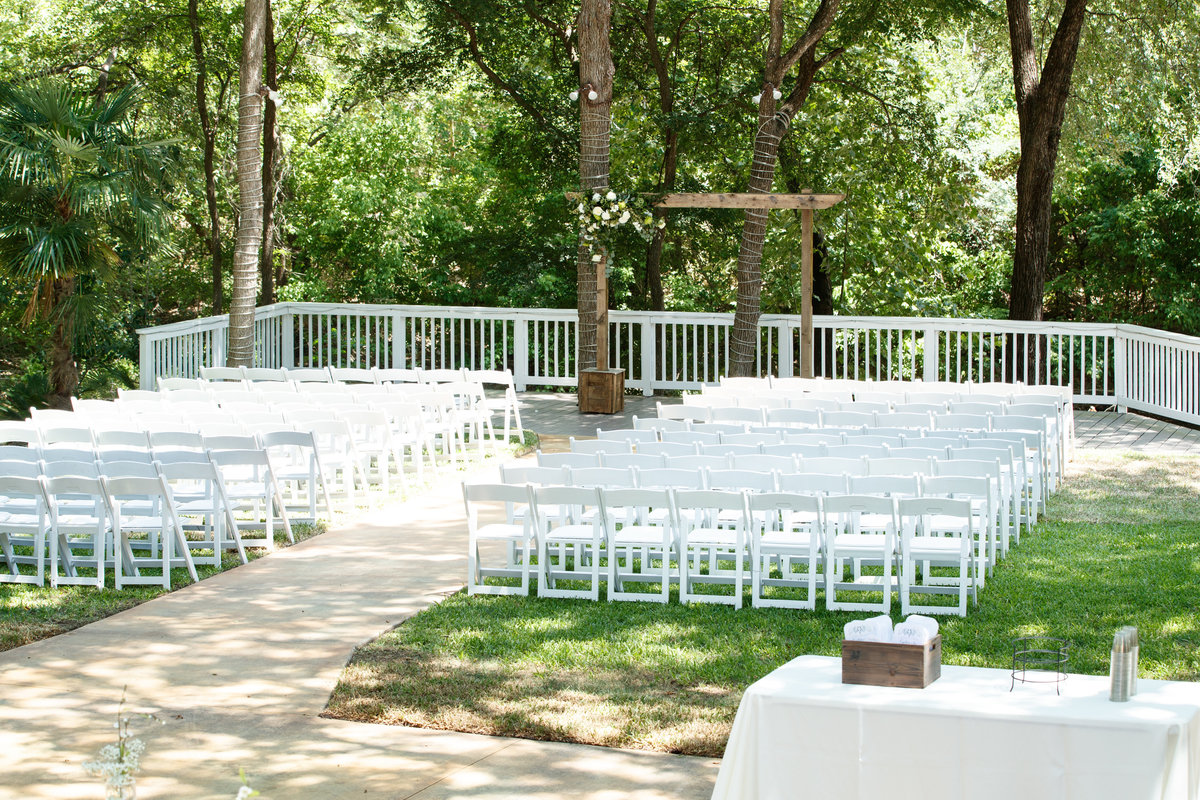 Austin wedding photographer casa blanca on brushy creek ceremony site