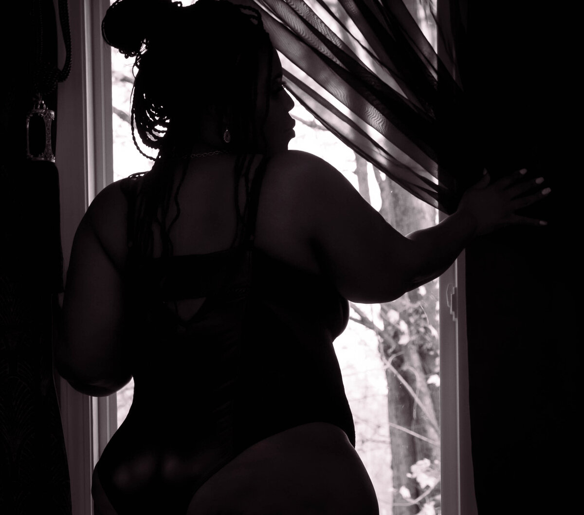 goddess studio boudoir woman silhouette bbw black and white