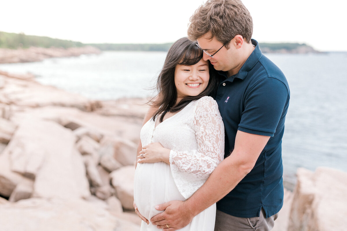 Andrea Simmons Photography pregnant and maternity photos mom and baby expecting maine light and airy soft beautiful portraits MaternityWebsite-5