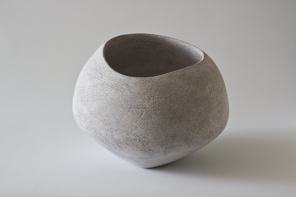 Yasha-Butler-Ceramic-Sculpture-Bowl-White-Lithic_1-3500px