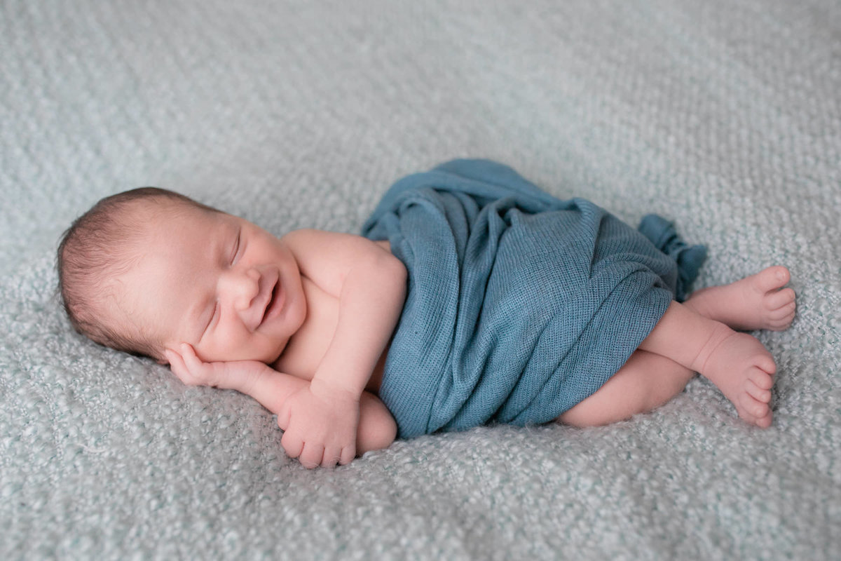 tayler-enerle-newborn-photography-slo-los-osos00020
