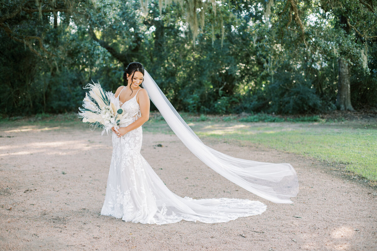 Portfolio | Bridal Portraits Session | Wedding Photography by Ink & Willow Associates | Victoria TX