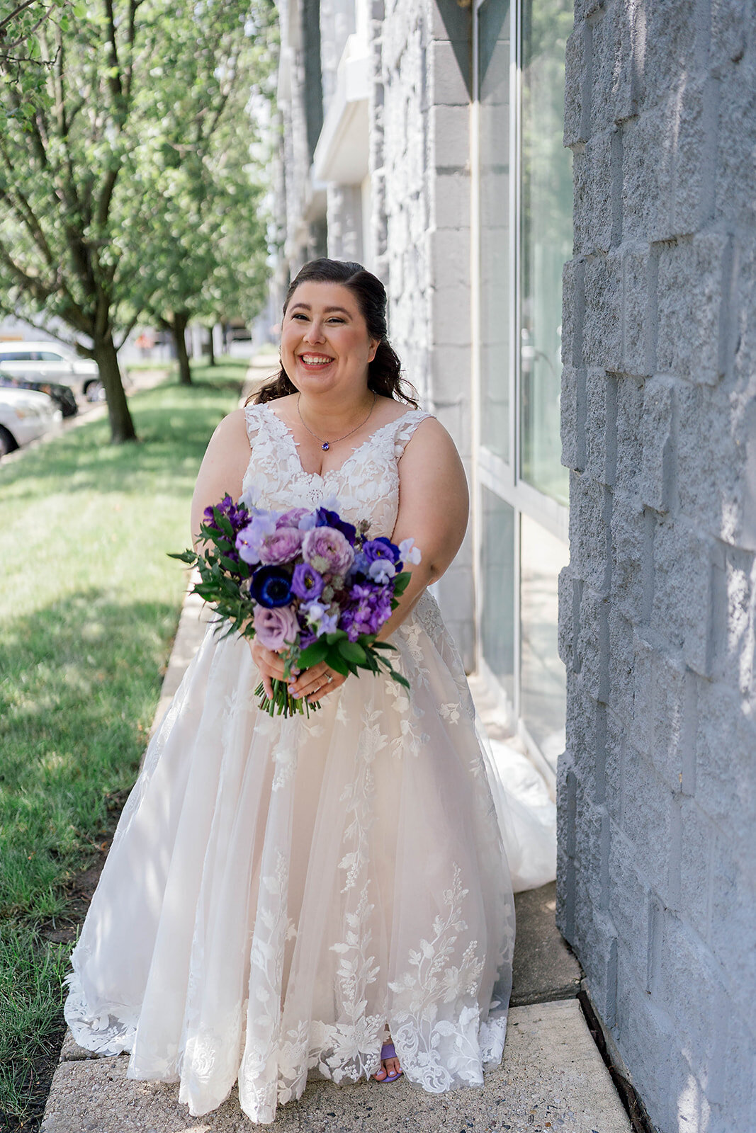Eliana-Melmed-Photography-Chicago-LosAngeles-Jewish-WeddingPhotography-ElianaSklar-FirstLook-00003