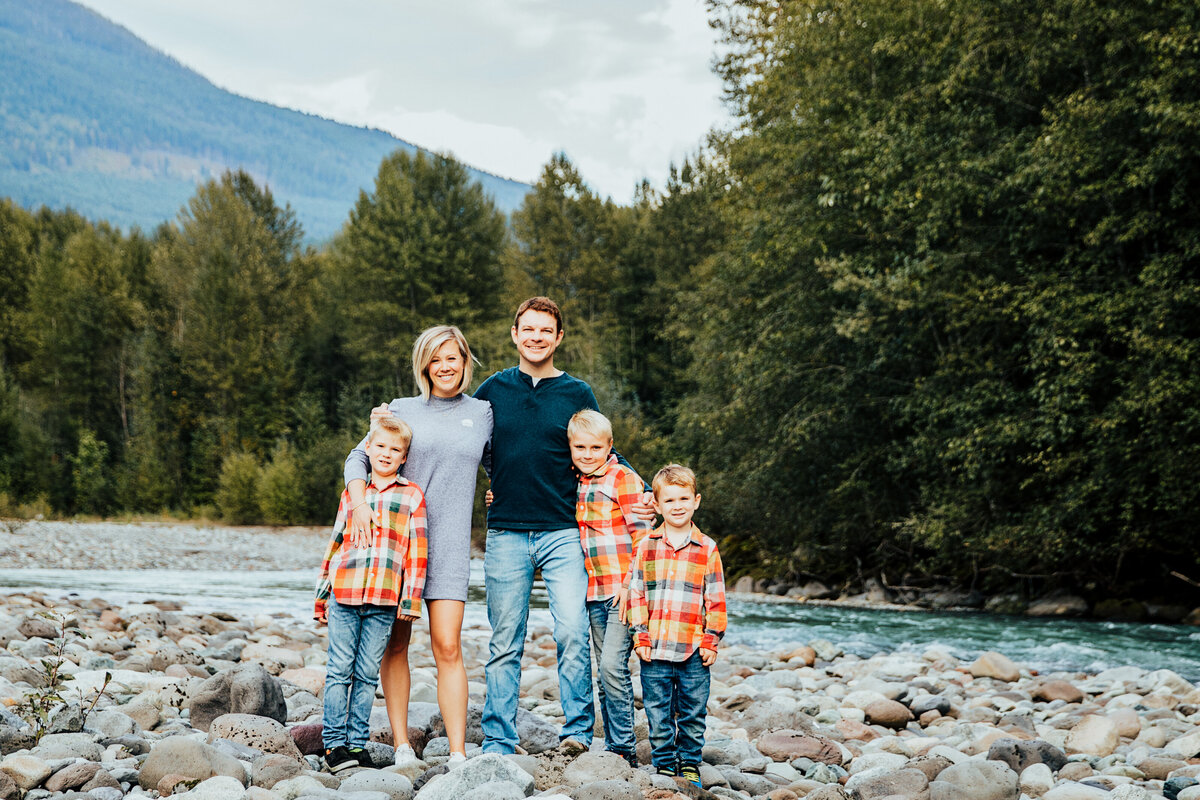 Face MD, Sarah Hodges, family shoot, Squamish