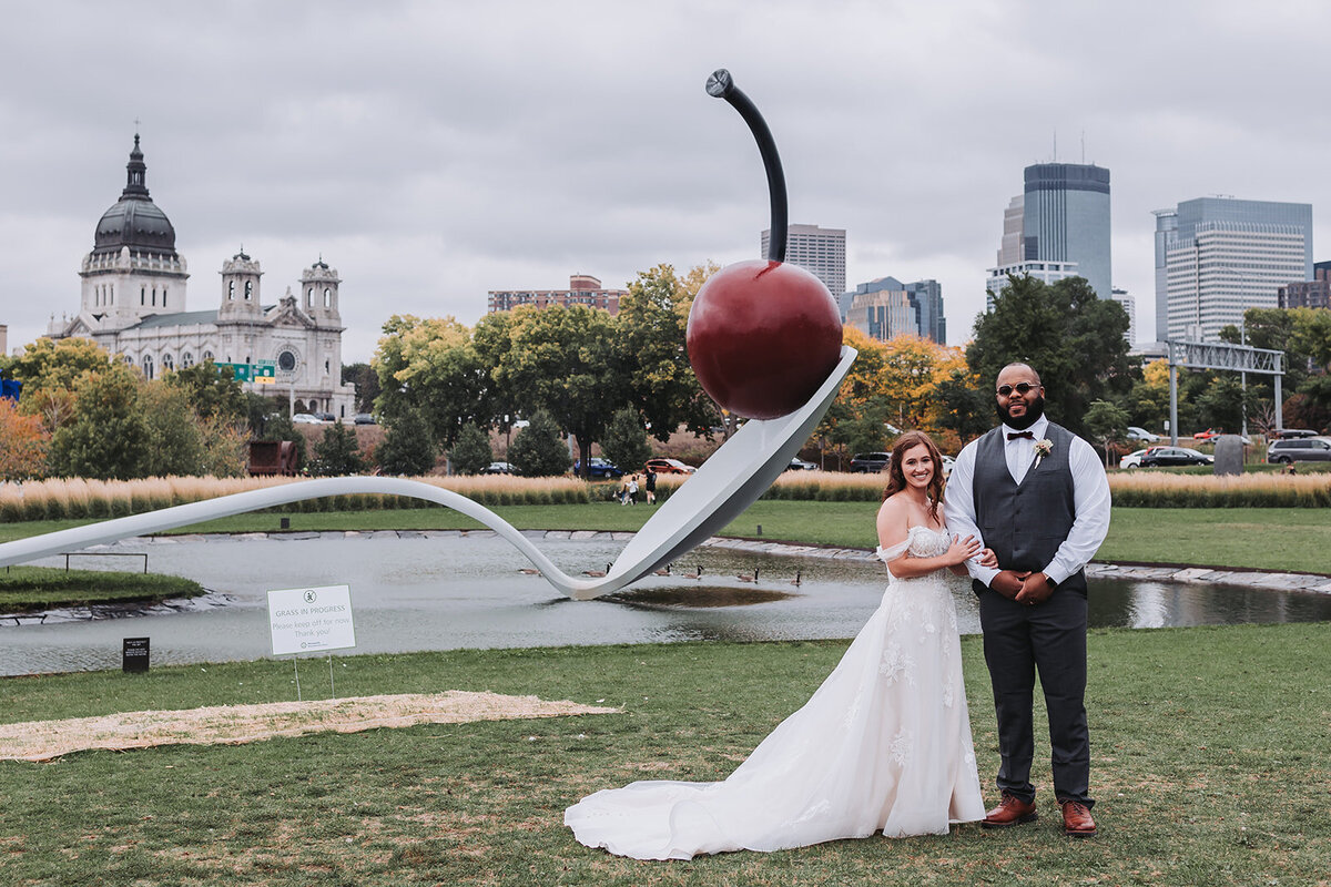 Minneapolis-wedding-photo-inclusive