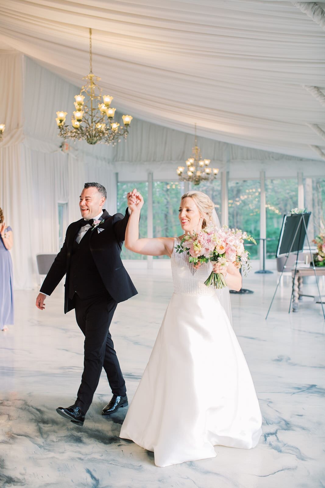 bride-groom-entrance-sarah-sunstrom-photography-monte-bello-estate-wedding
