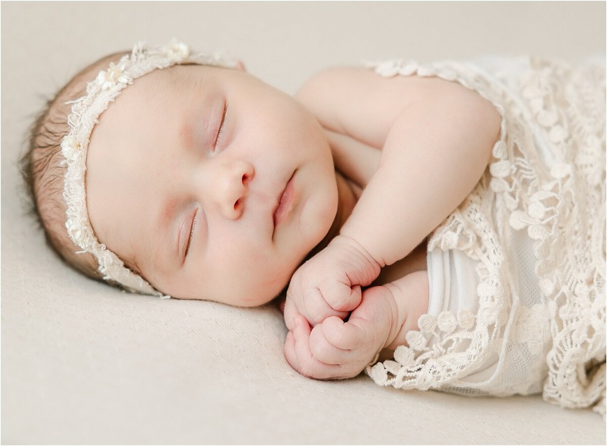 avon newborn photographer