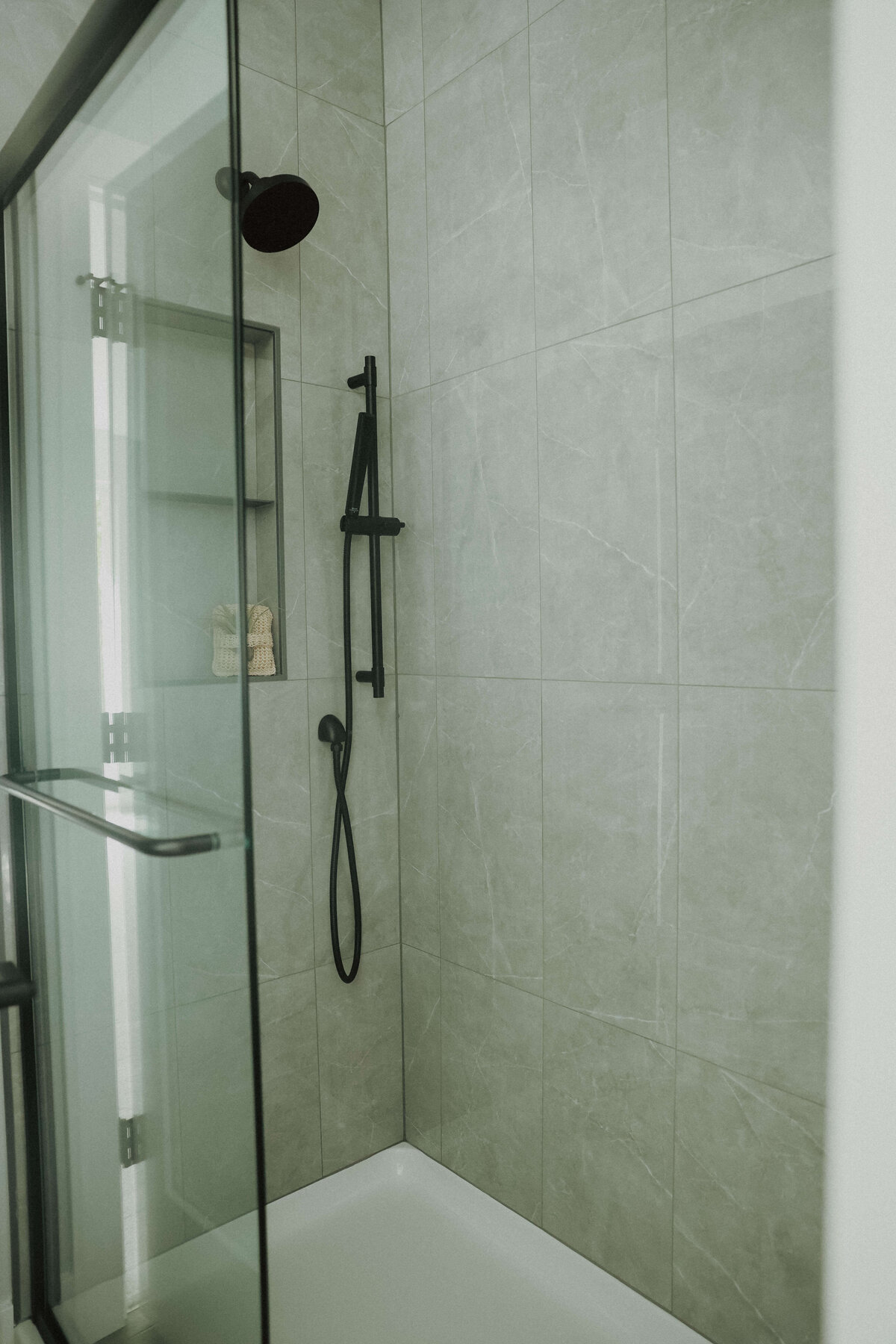 6907-Bathroom-Panora-Central-Iowa-Custom-Home-JRL-Builders-E23A9306