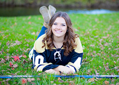 senior portraits hockey girl northville mi park