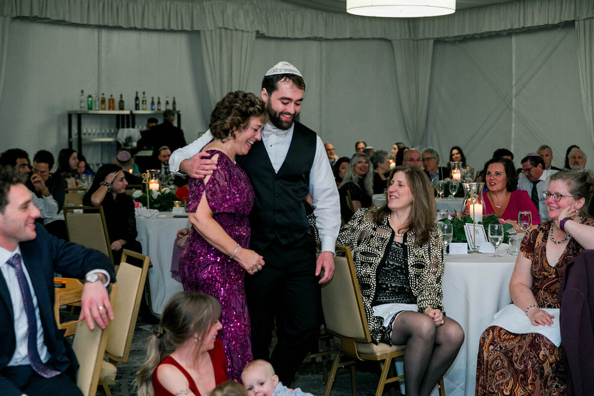Eliana-Melmed-Photography-Chicago-LosAngeles-Jewish-WeddingPhotography-DInnerSpeeches-00144