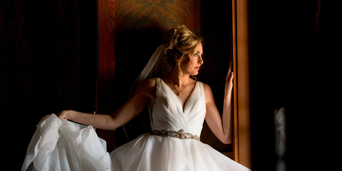 bridal portraits moonstone manor