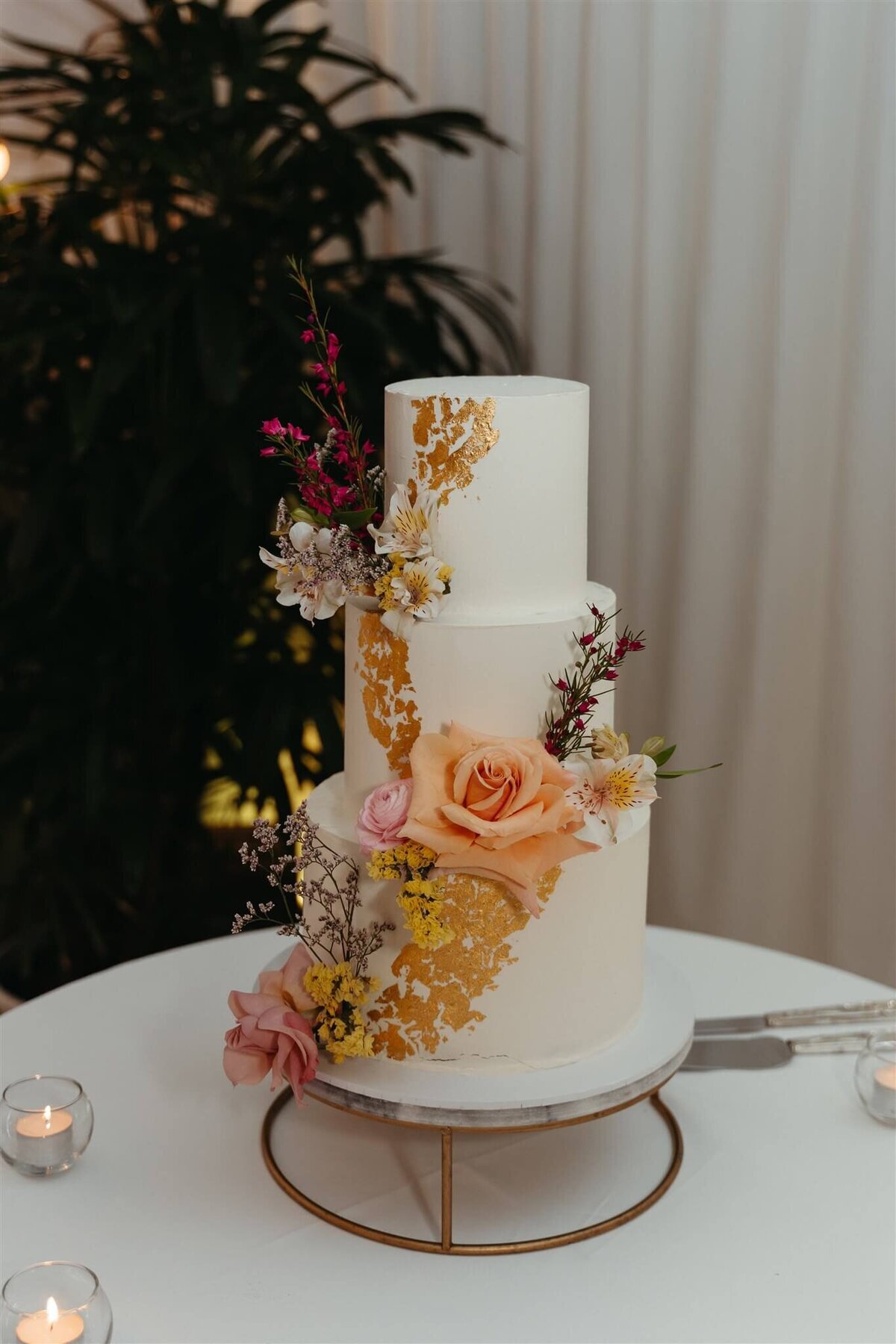 Wedding cake flowers Bundaberg