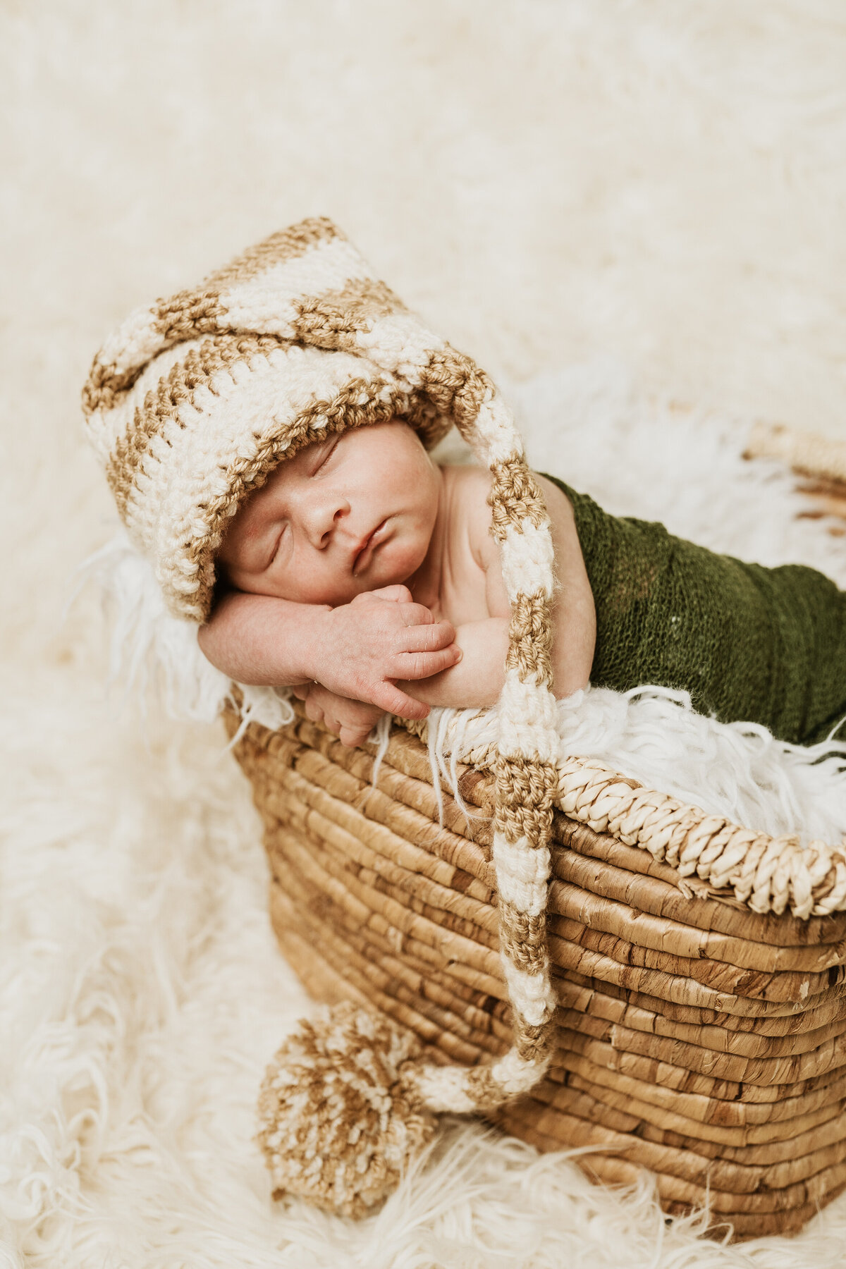 Pittsburhgh Newborn Photographer--Newborn Website Update-23