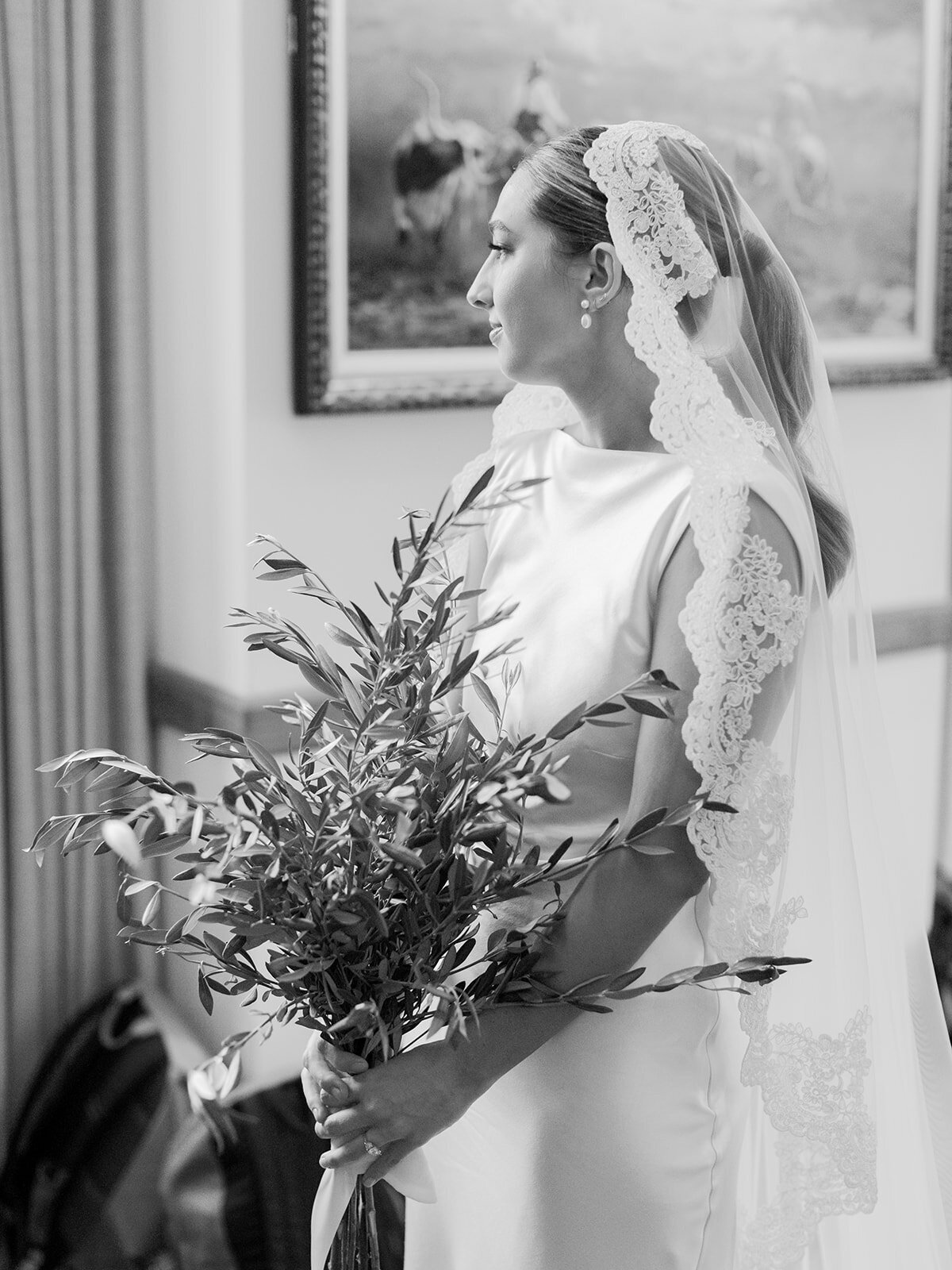 NicoleChase-Wedding-featherandtwine-765-FineArt-Film-Texas-WeddingPhotographer-RuétPhoto-