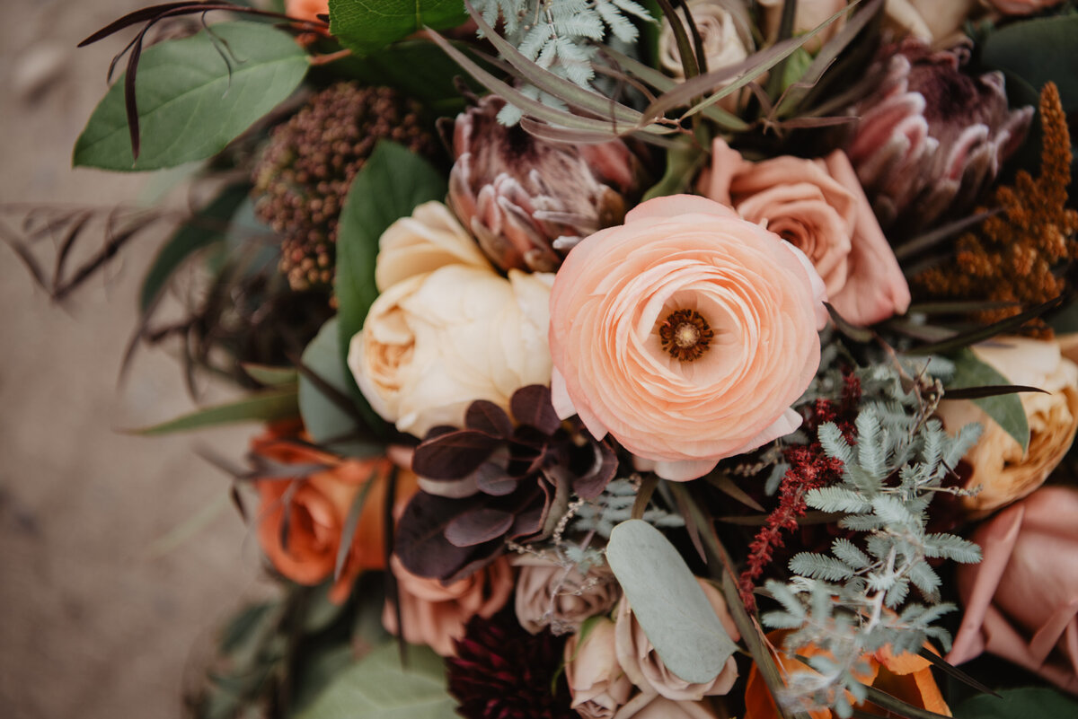 Photographers Jackson Hole capture close up of bridal bouquet