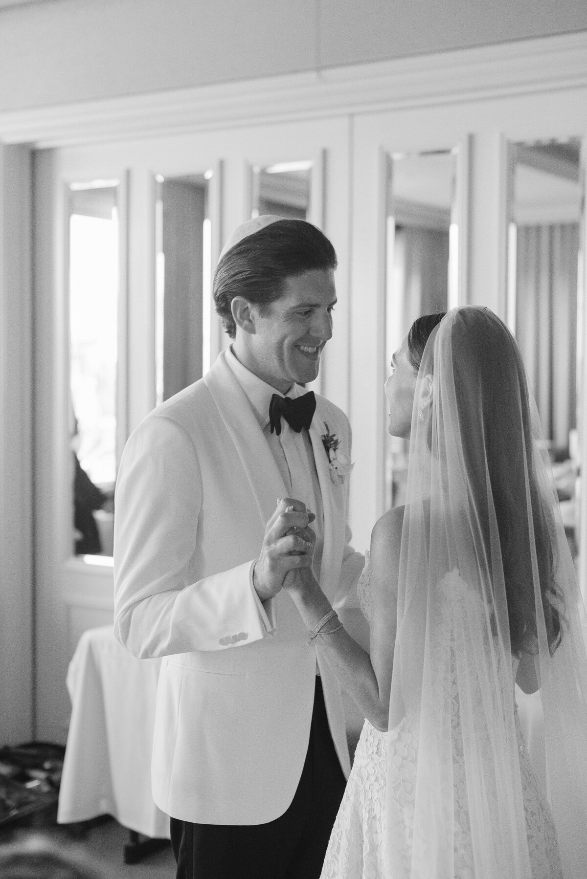hillcrest-country-club-wedding-MZ-41