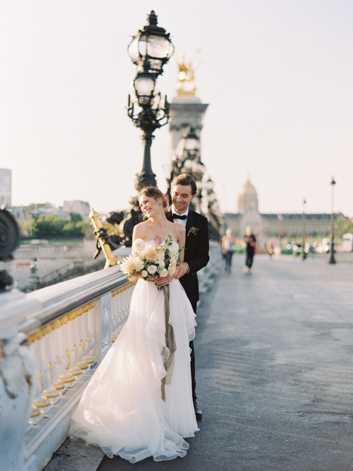 petit-palais-elopement-paris-wedding-photographer-mackenzie-reiter-photography-pont-alexandre-bridge-paris-france-43