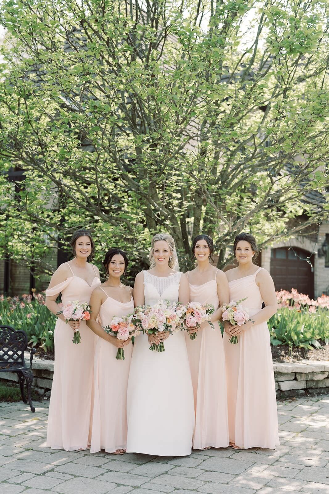 pink-bridesmaids-sarah-sunstrom-photography-monte-bello-estate-wedding