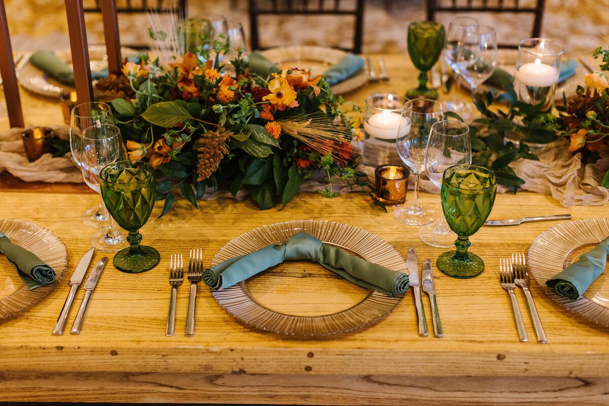 Event-Planning-DC-Wedding-Design-Fall-Colors-Tablescape-urban-row-photo