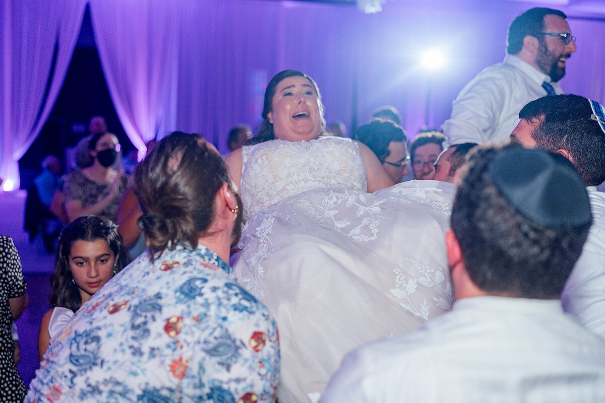 Eliana-Melmed-Photography-Chicago-LosAngeles-Jewish-WeddingPhotography-ElianaSklar-Simcha-00037