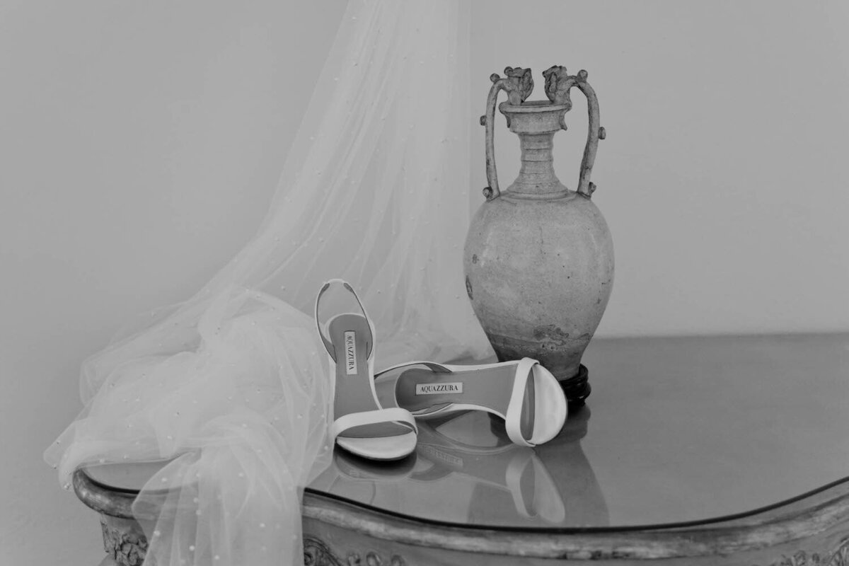 Flora_And_Grace_La_Foce_Tuscany_Editorial_Wedding_Photographer-12