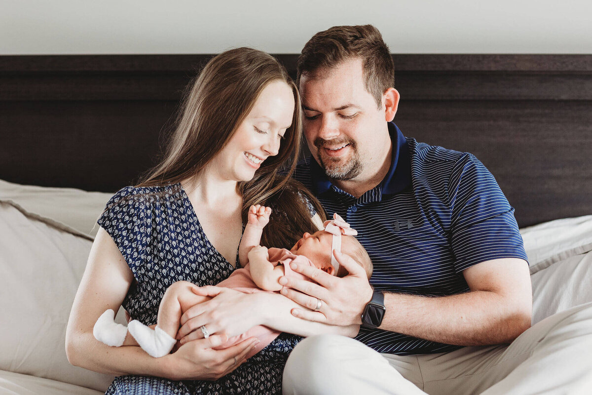 Harrisonburg-Newborn-Photographer-2-35