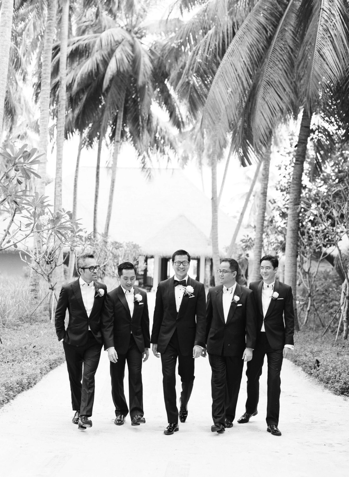 52-KTMerry-destinationwedding-groomsmen-Maldives