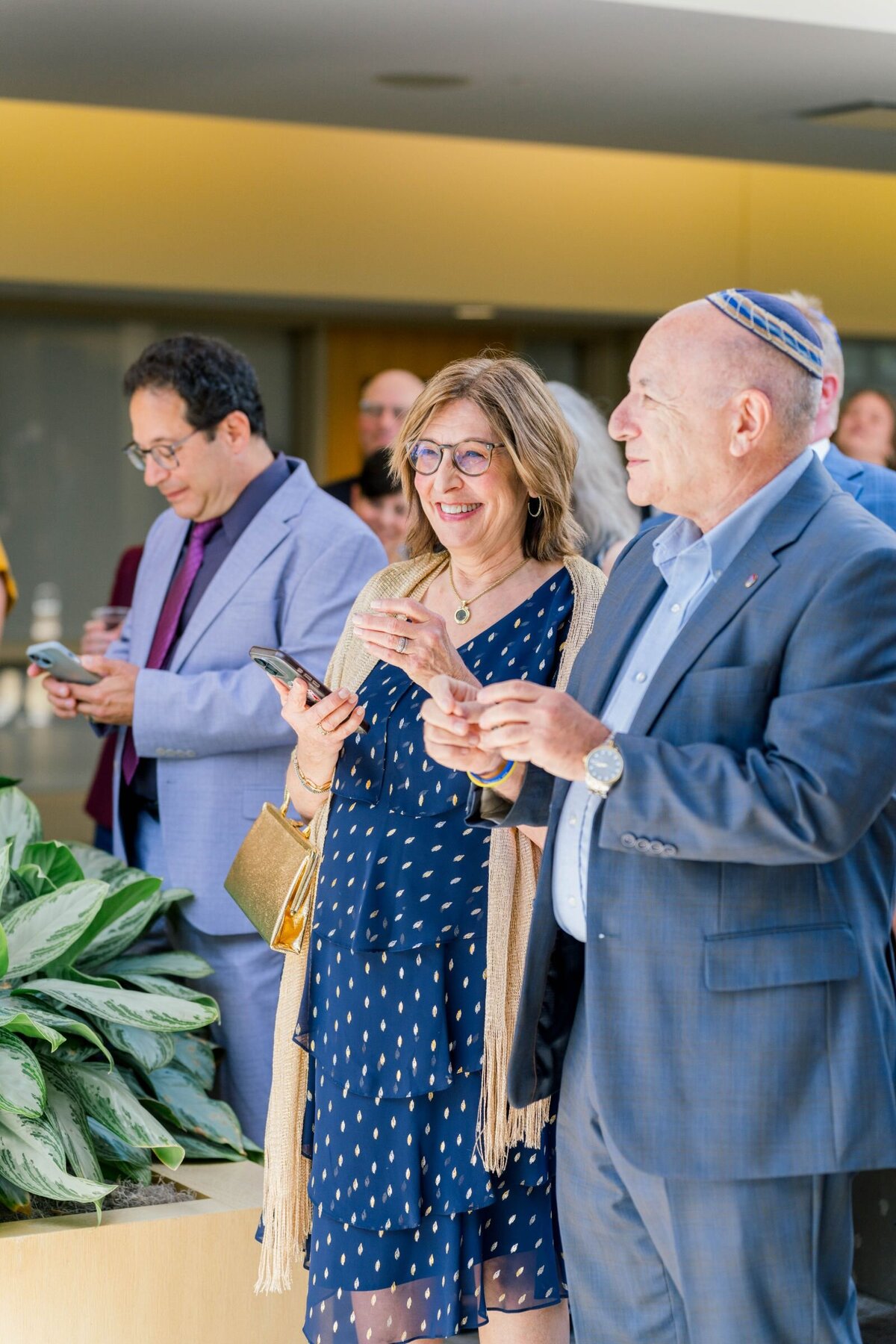 Eliana-Melmed-Photography-Chicago-LosAngeles-Jewish-WeddingPhotography-ShulaNoah-Tisch-00003