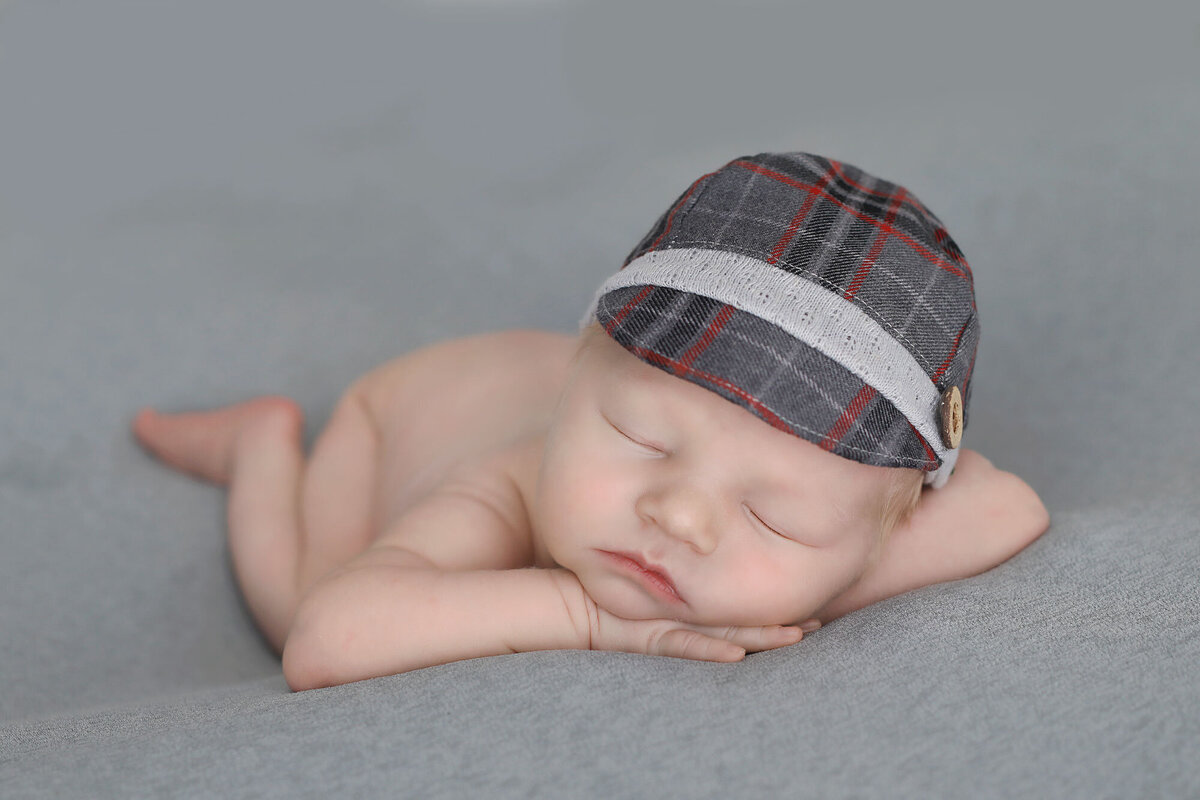 Newborn-baby-boy-11-days-old-being-photograph-by-Oakville-newborn-photographer