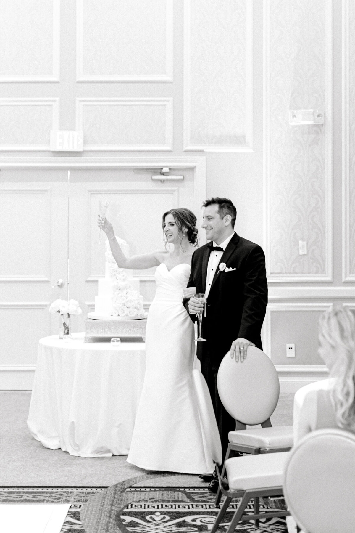 Virginia & Michael's Wedding at the Adolphus Hotel | Dallas Wedding Photographer | Sami Kathryn Photography-208
