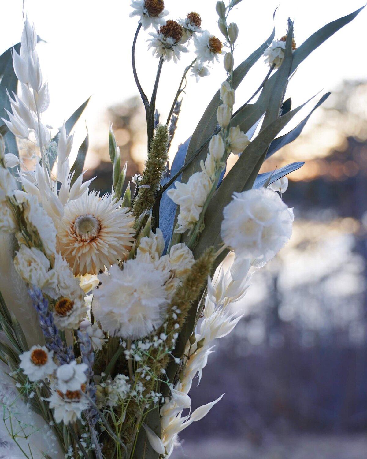 custom-floral-designs-honey-and-the-moon (3)