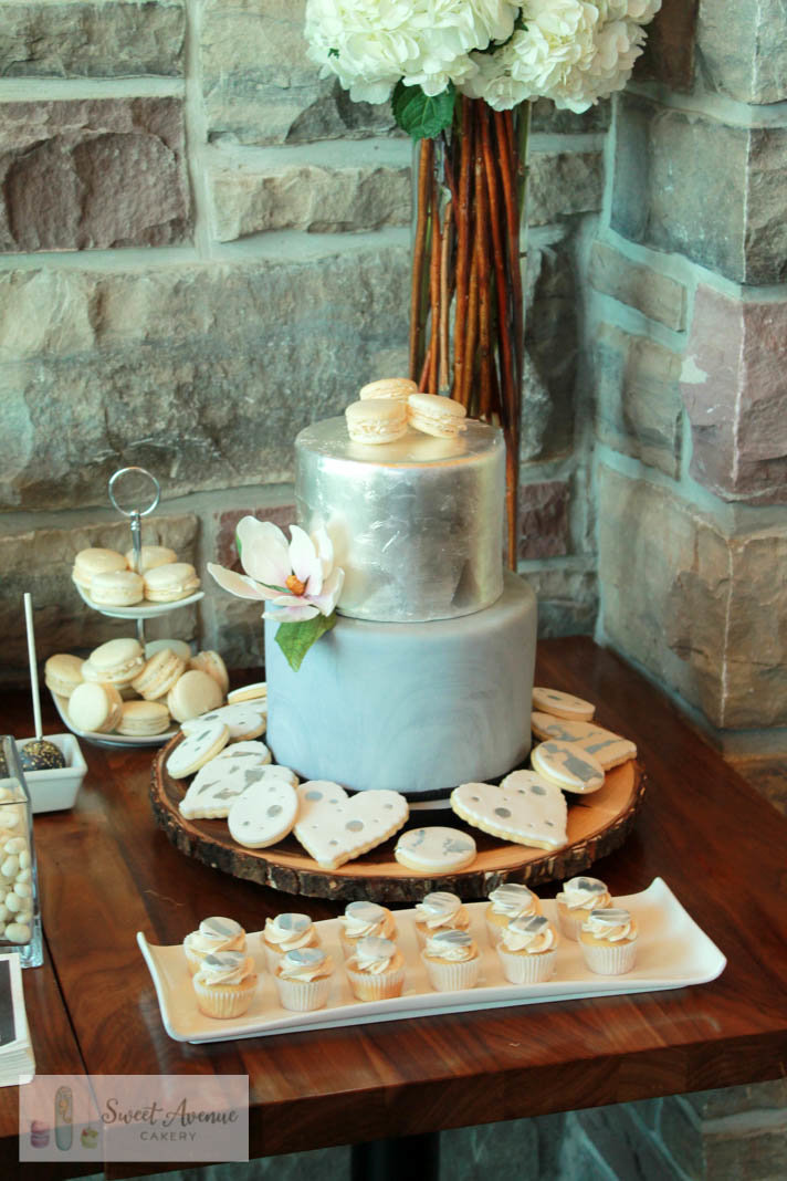 modern marble sweets table - Redstone Winery wedding