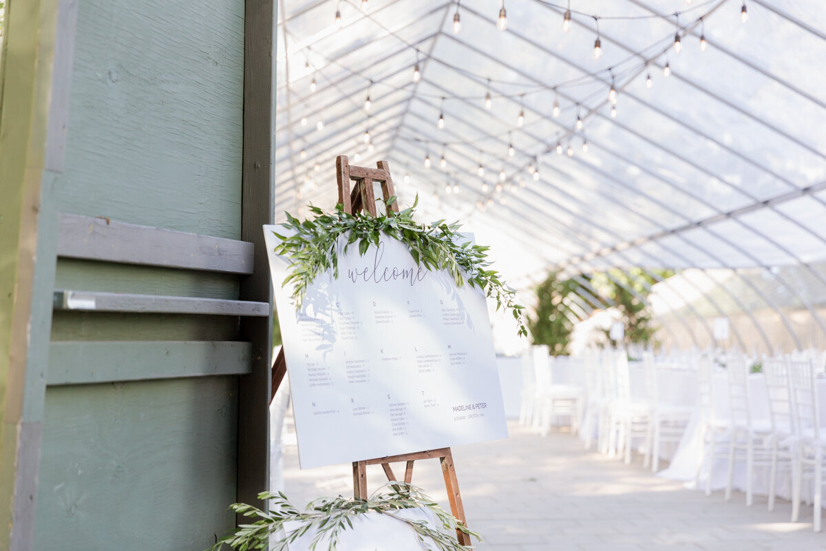 wedding photography in the greenhouse at the herb lyceum