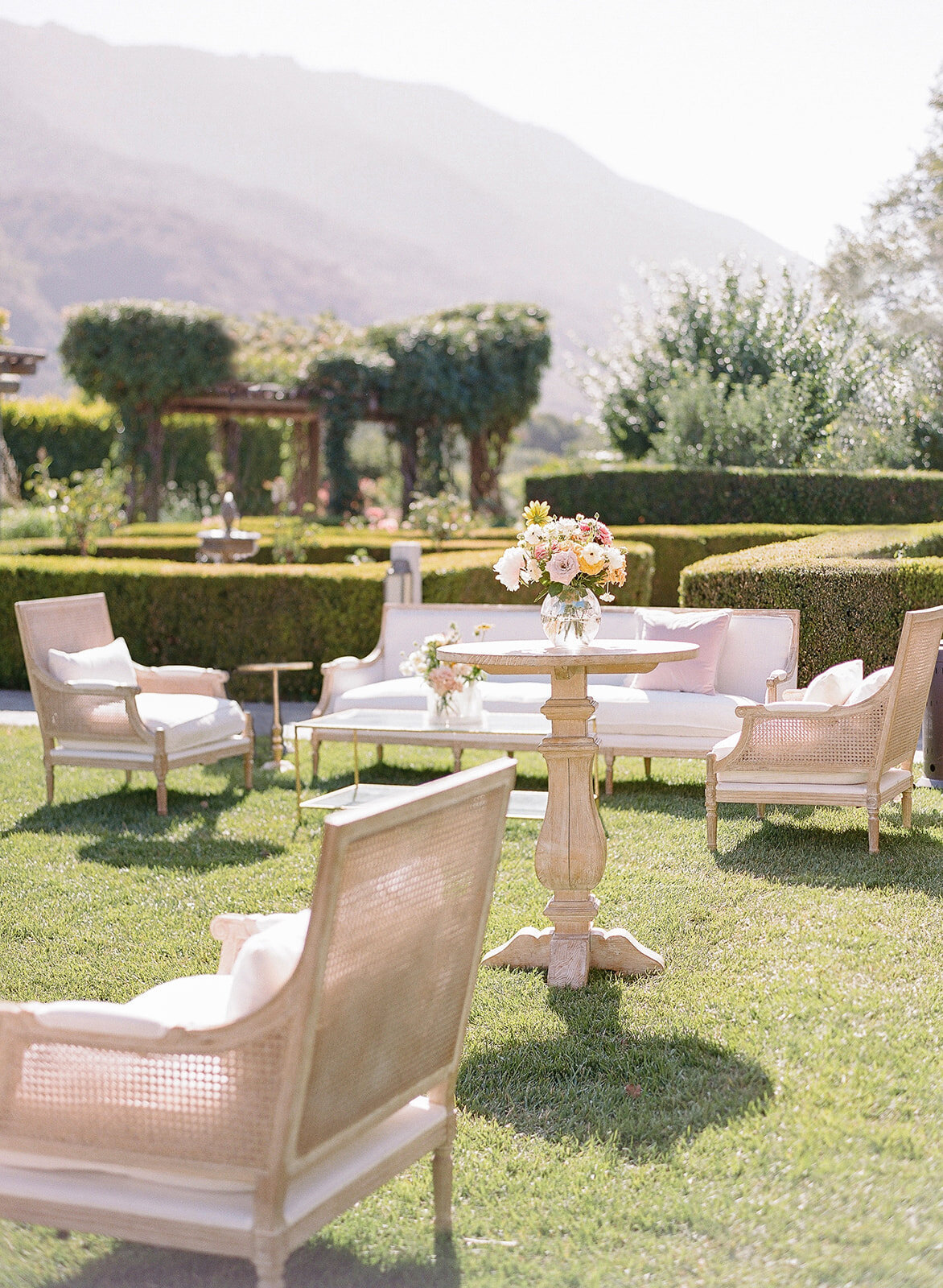 Bernardus Carmel Wedding lounge furniture cocktail