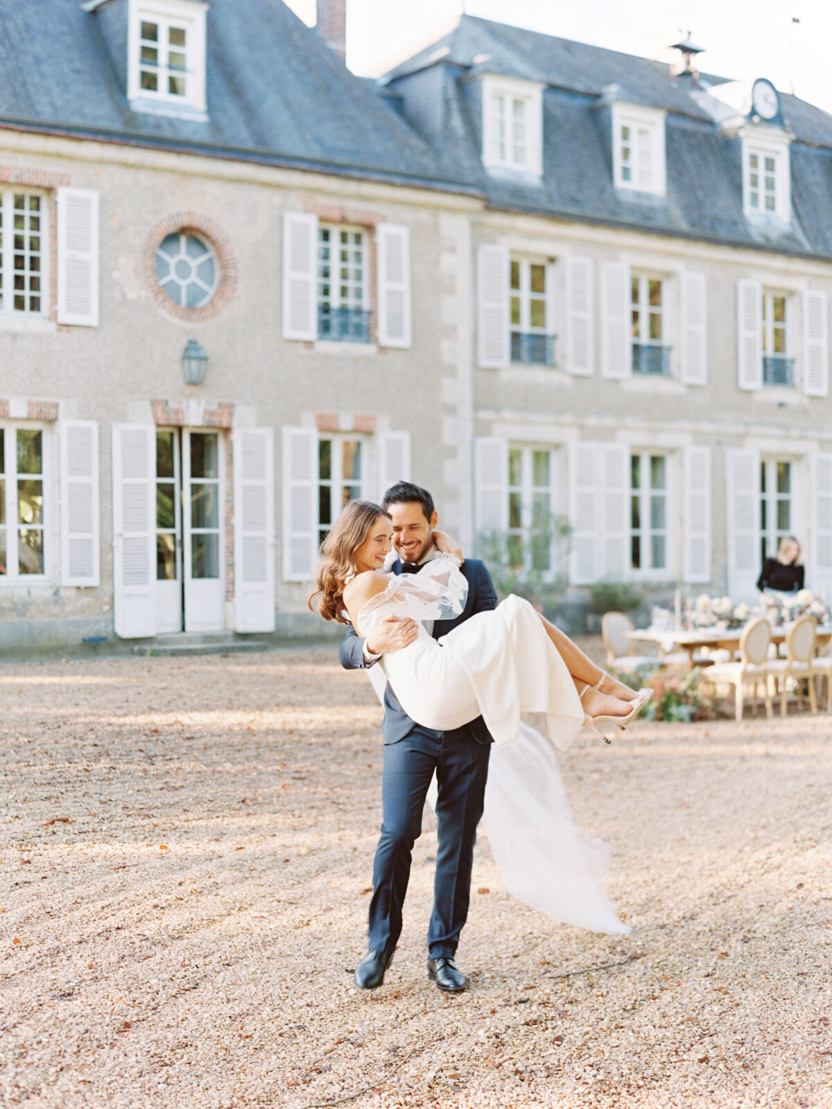 chateau-bouthonvilliers-wedding-paris-wedding-photographer-mackenzie-reiter-photography-62