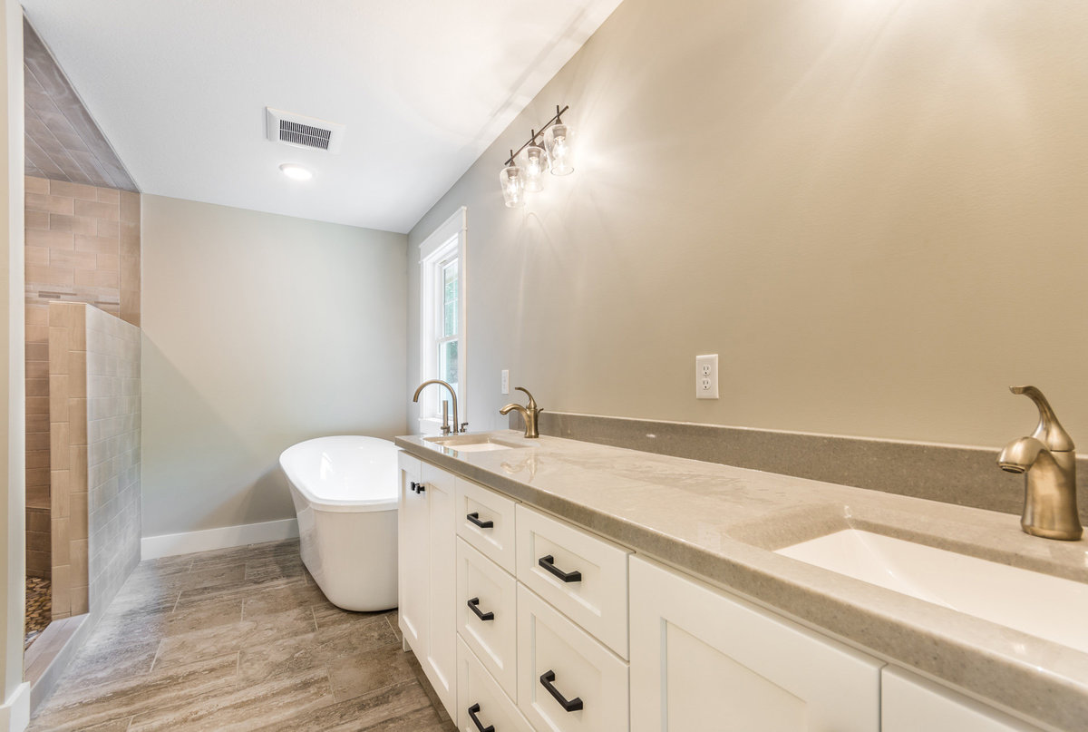 2017-08-10_153Bethany_Duell-remodel_bath3