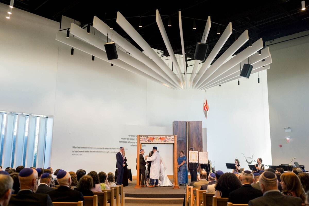 Eliana-Melmed-Photography-Chicago-LosAngeles-Jewish-WeddingPhotography-ShulaNoah-Chuppah-00245