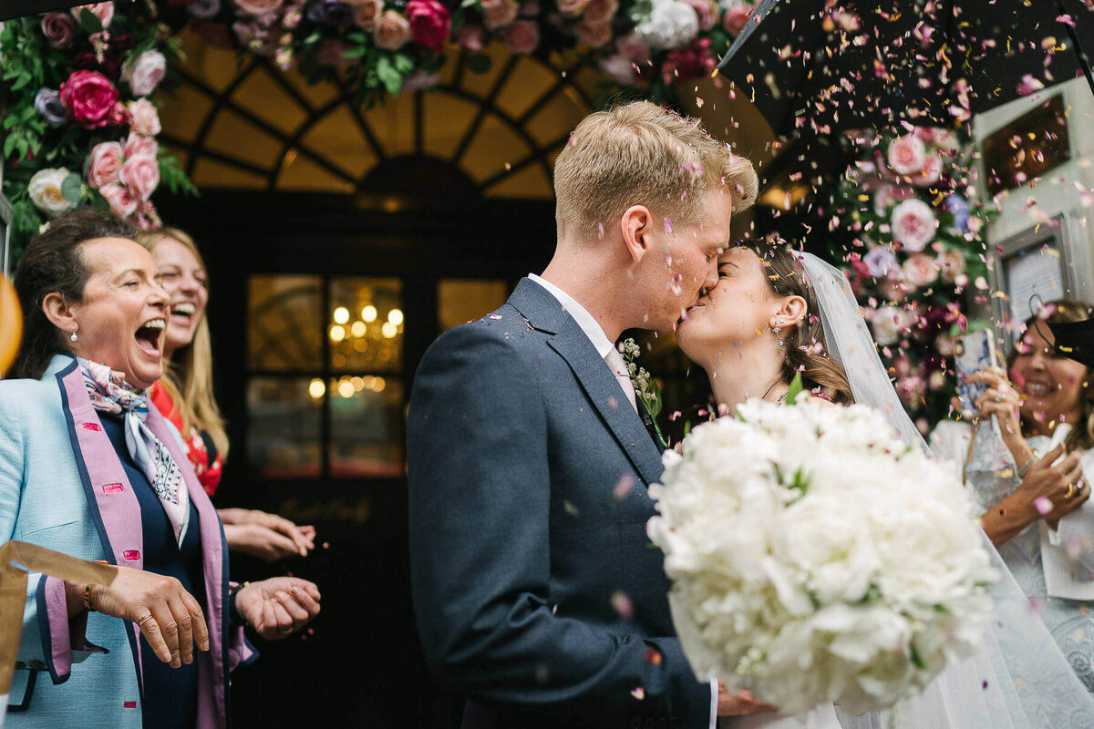 relaxed and natural london wedding photographer-79