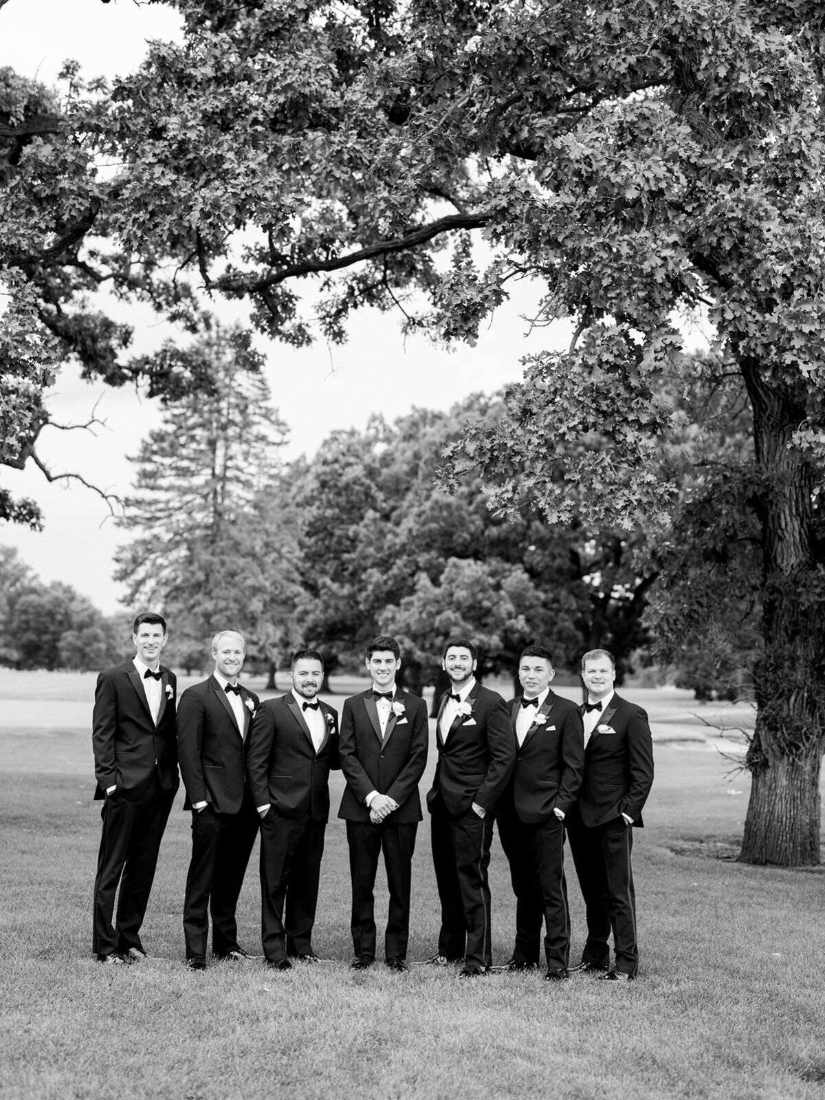 Wedding-Party-at-Rockford-Country-Club-with-Clementine-Events-Chicago-and-Sarah-Sunstrom-Photography