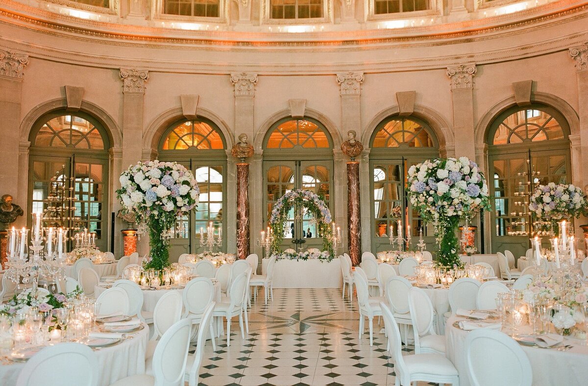 Chateau Vaux Le Vicomte Fairytale Destination Wedding in France -22