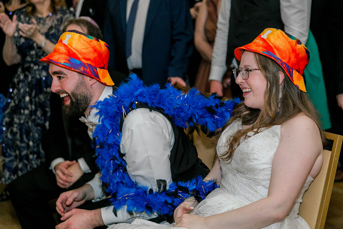 Eliana-Melmed-Photography-Chicago-LosAngeles-Jewish-WeddingPhotography-SimchaDancing-00041