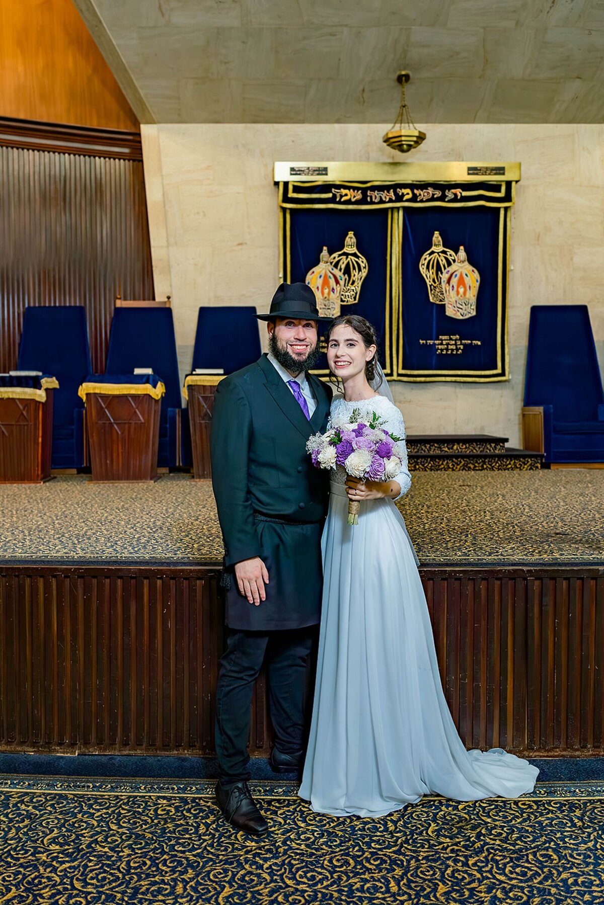 Eliana-Melmed-Photography-Chicago-LosAngeles-Jewish-WeddingPhotographer-CarmiKalman-CouplesPortraits-00014