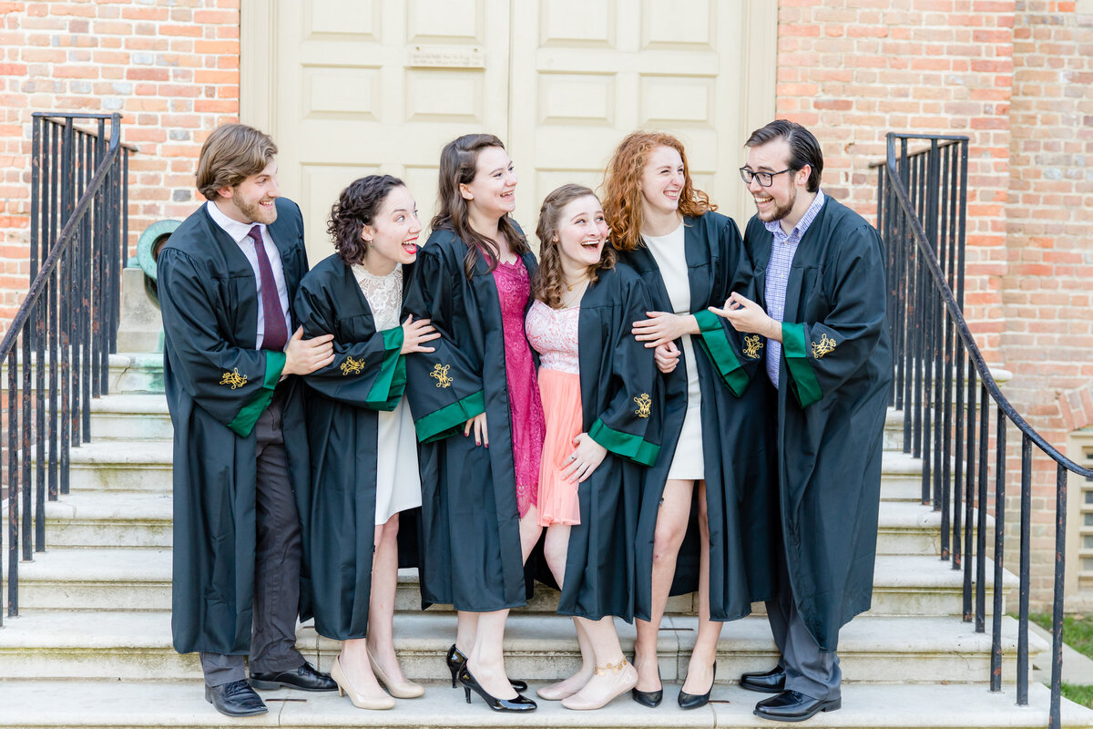 senior-group-williamsburg-va-william-and-mary-photography