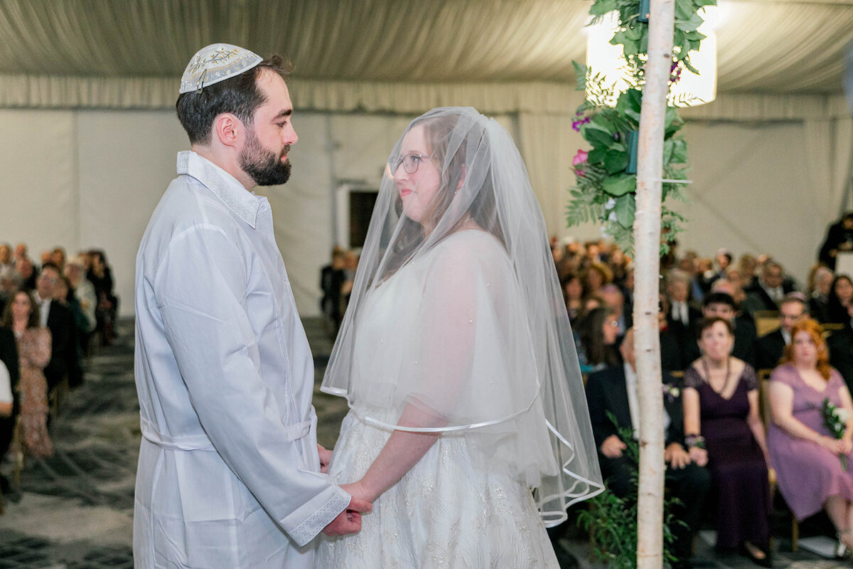 Eliana-Melmed-Photography-Chicago-LosAngeles-Jewish-WeddingPhotography-Chuppah-00162
