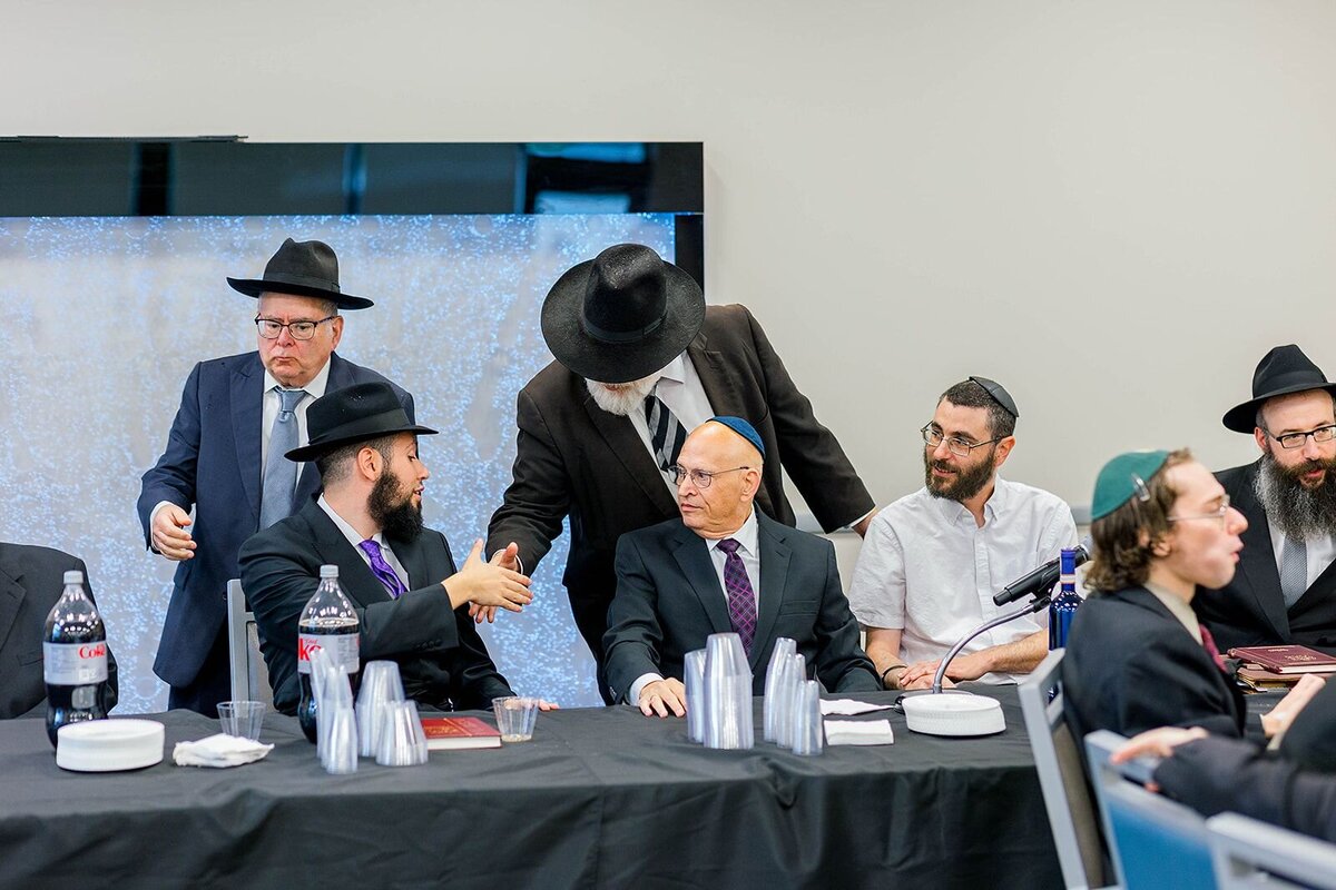 Eliana-Melmed-Photography-Chicago-LosAngeles-Jewish-WeddingPhotographer-CarmiKalman-Tisch-00143