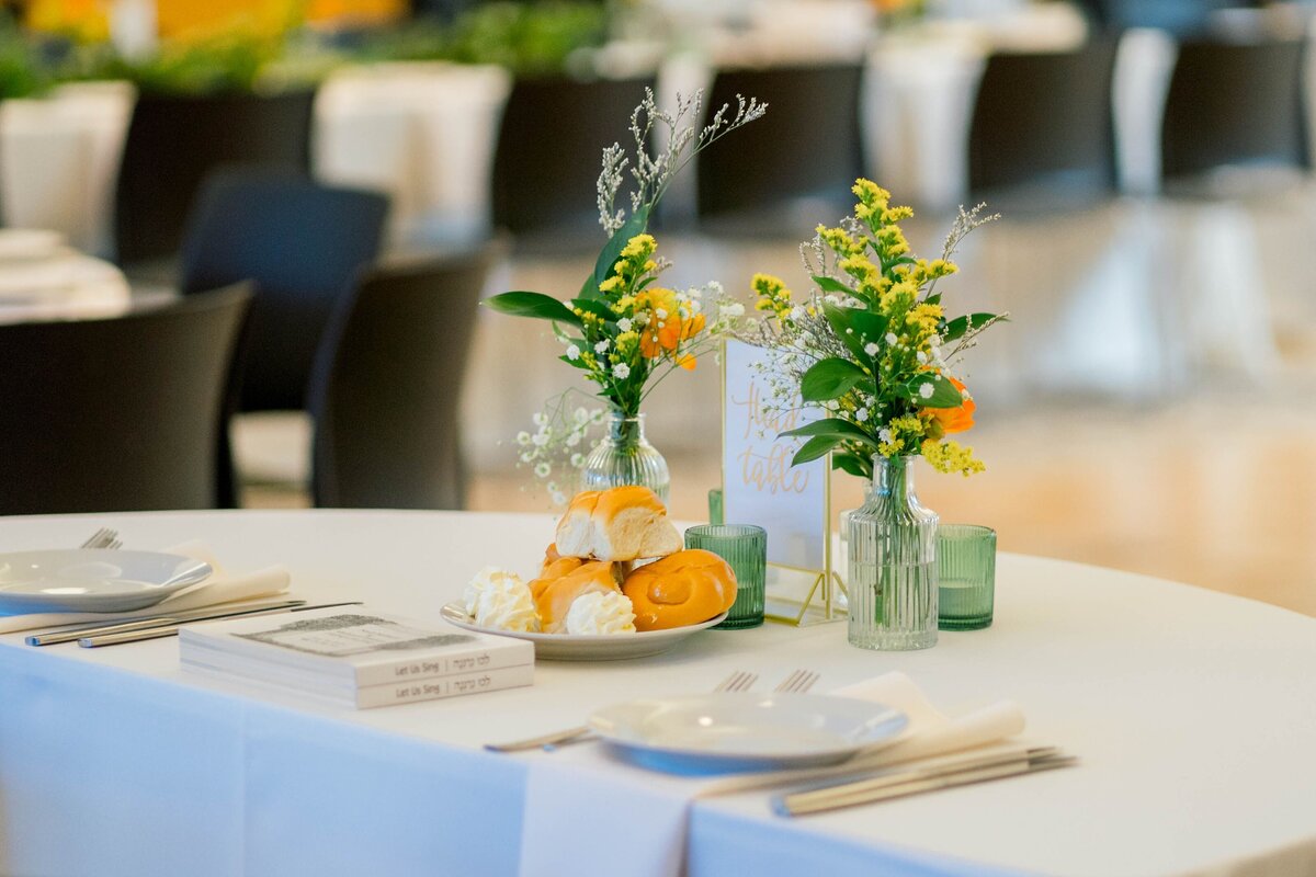 Eliana-Melmed-Photography-Chicago-LosAngeles-Jewish-WeddingPhotography-ShulaNoah-Details-00017